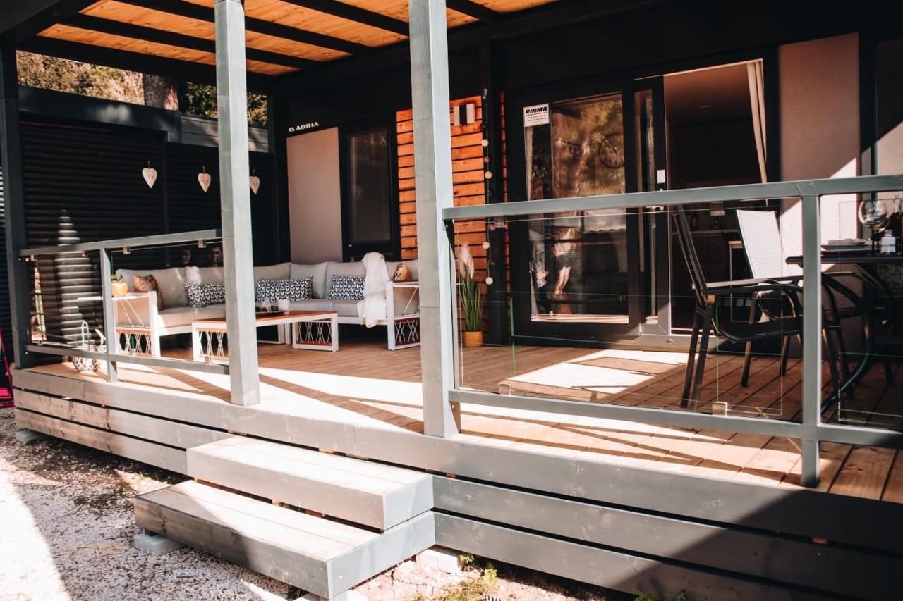 Mobile Home Peponi Del Mar, Camping Porton Biondi Rovinj Buitenkant foto