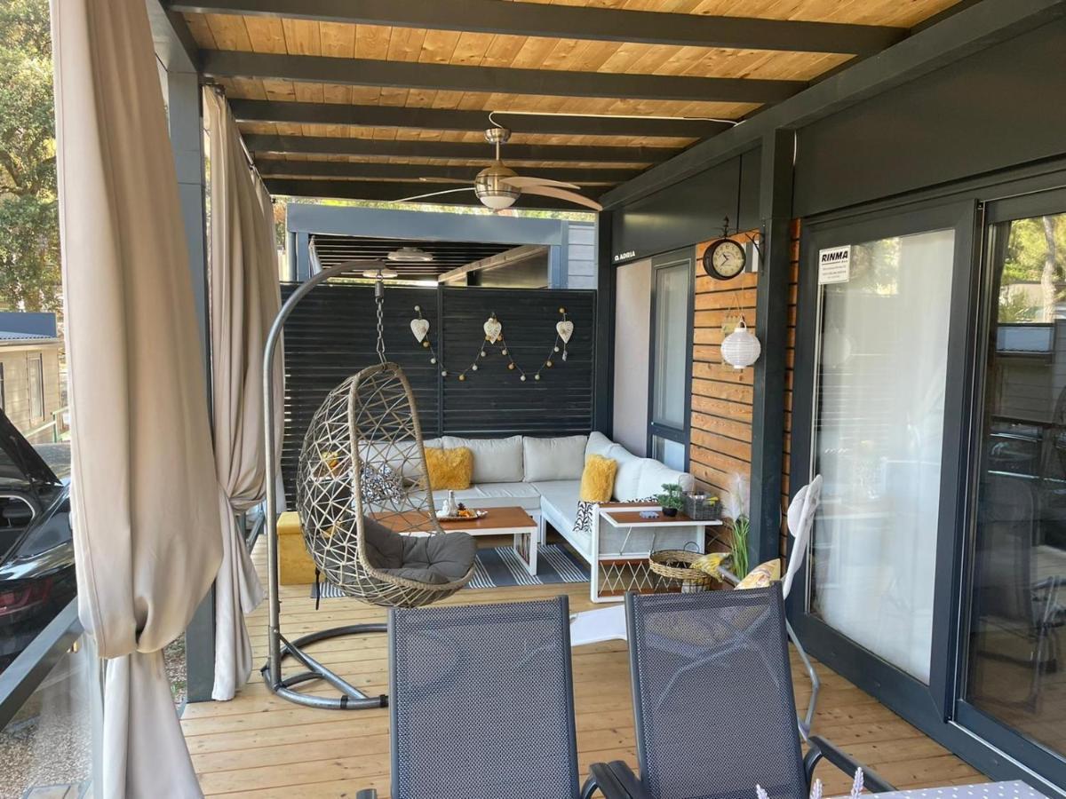 Mobile Home Peponi Del Mar, Camping Porton Biondi Rovinj Buitenkant foto